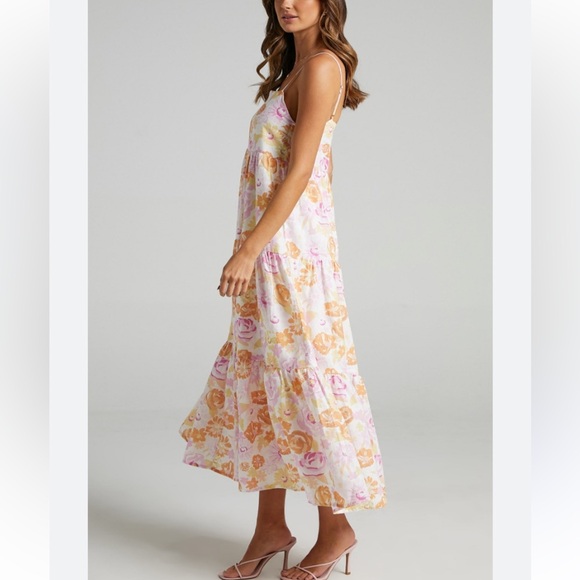 CHARLIE HOLIDAY ISABELLA MAXI DRESS FLORAL PINK NEW WITH TAGS 6 - Picture 8 of 8